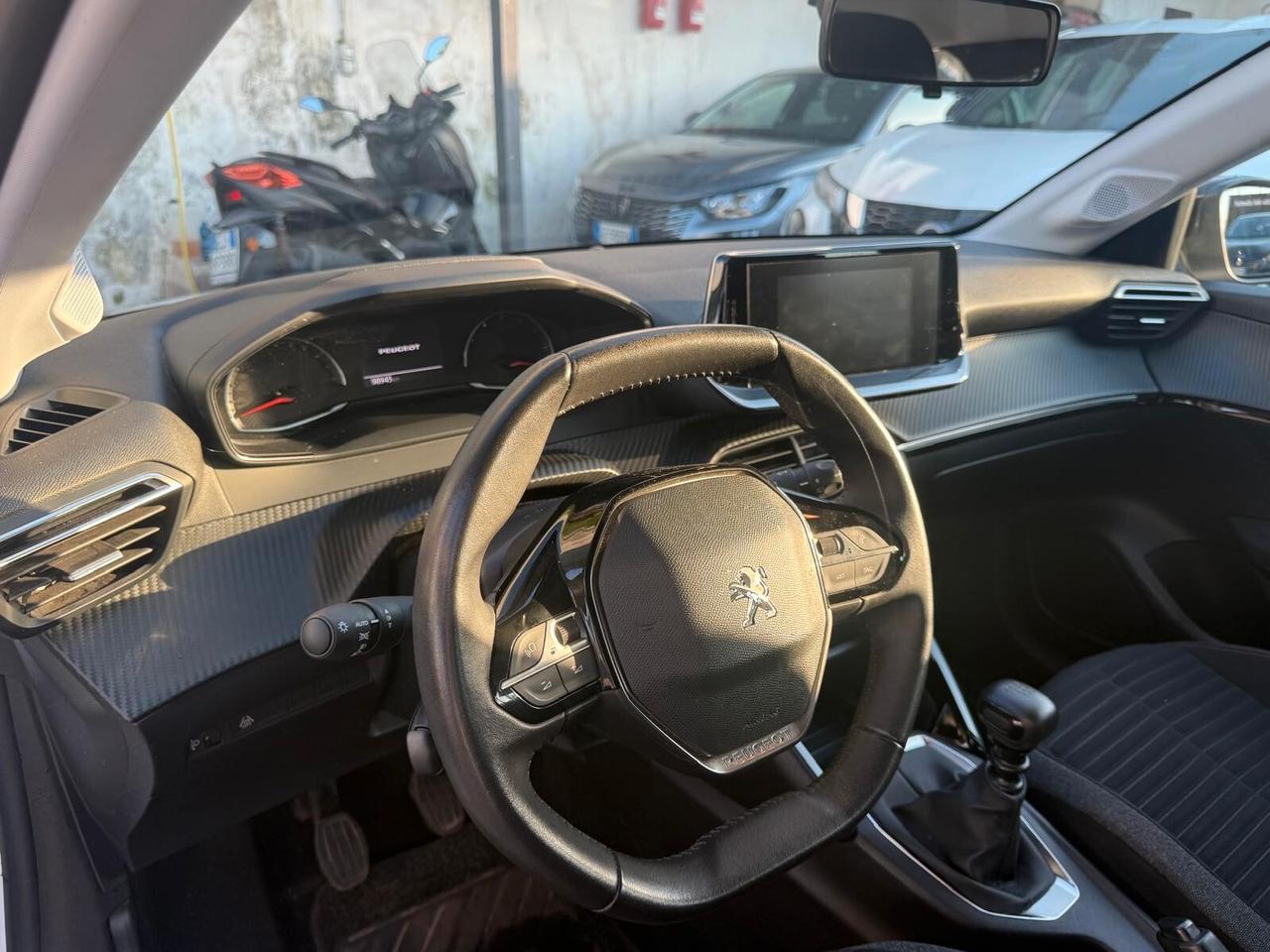 PEUGEOT 2023 208 BlueHDi 100 5 porte Allure Pack