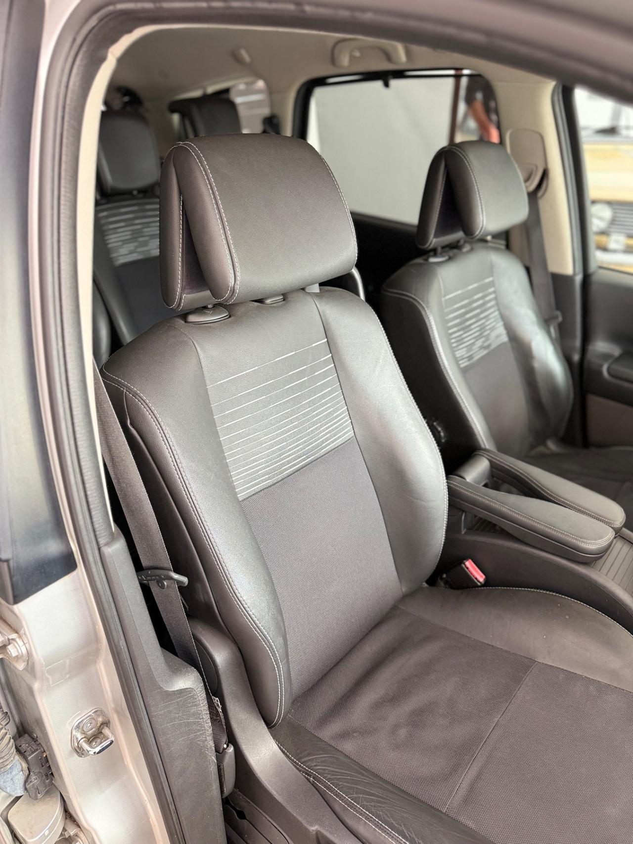 Renault Scenic Grand Scénic 1.9 dCi/130CV PlayStation Portable