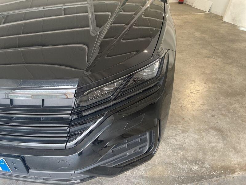 Volkswagen Touareg III 2018 Diesel 3.0 V6 tdi Atmosphere R-Line Exterior Pack