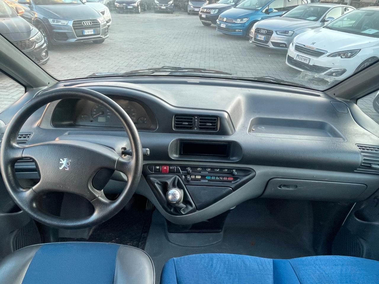 Peugeot Expert 3 posti