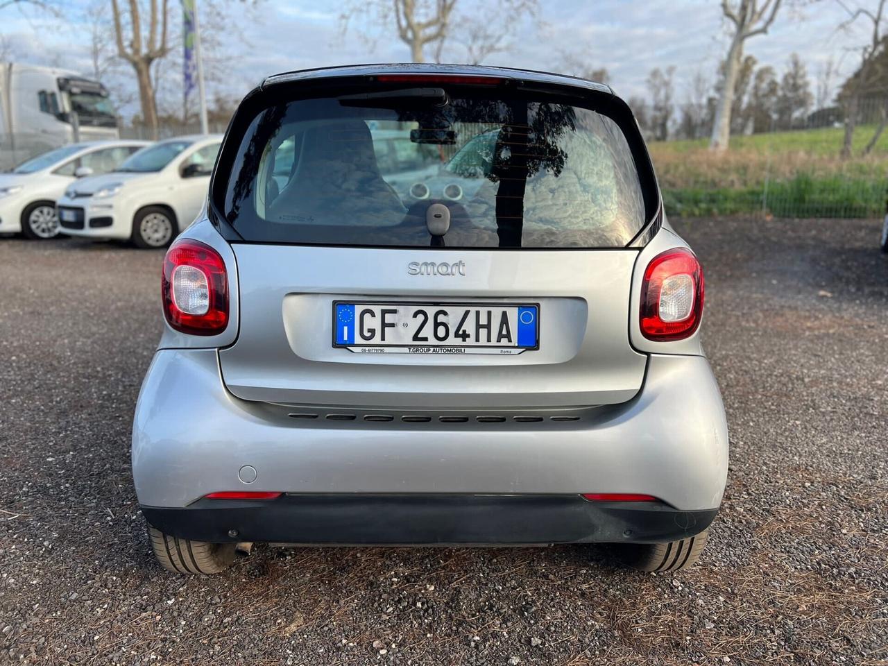 Smart ForTwo 70 1.0 twinamic Youngster pelle navi