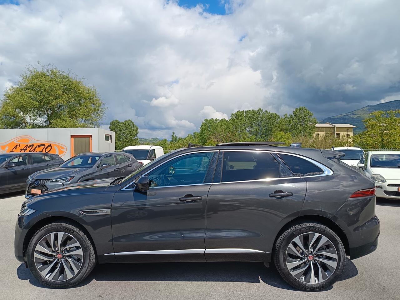 Jaguar F-Pace 2.0 D i4 MHEV 204 CV AWD aut. HSE