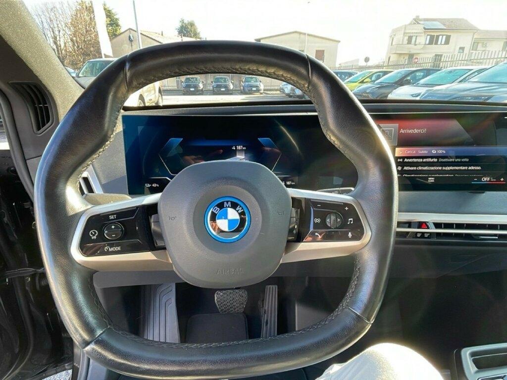 BMW iX 40 xDrive