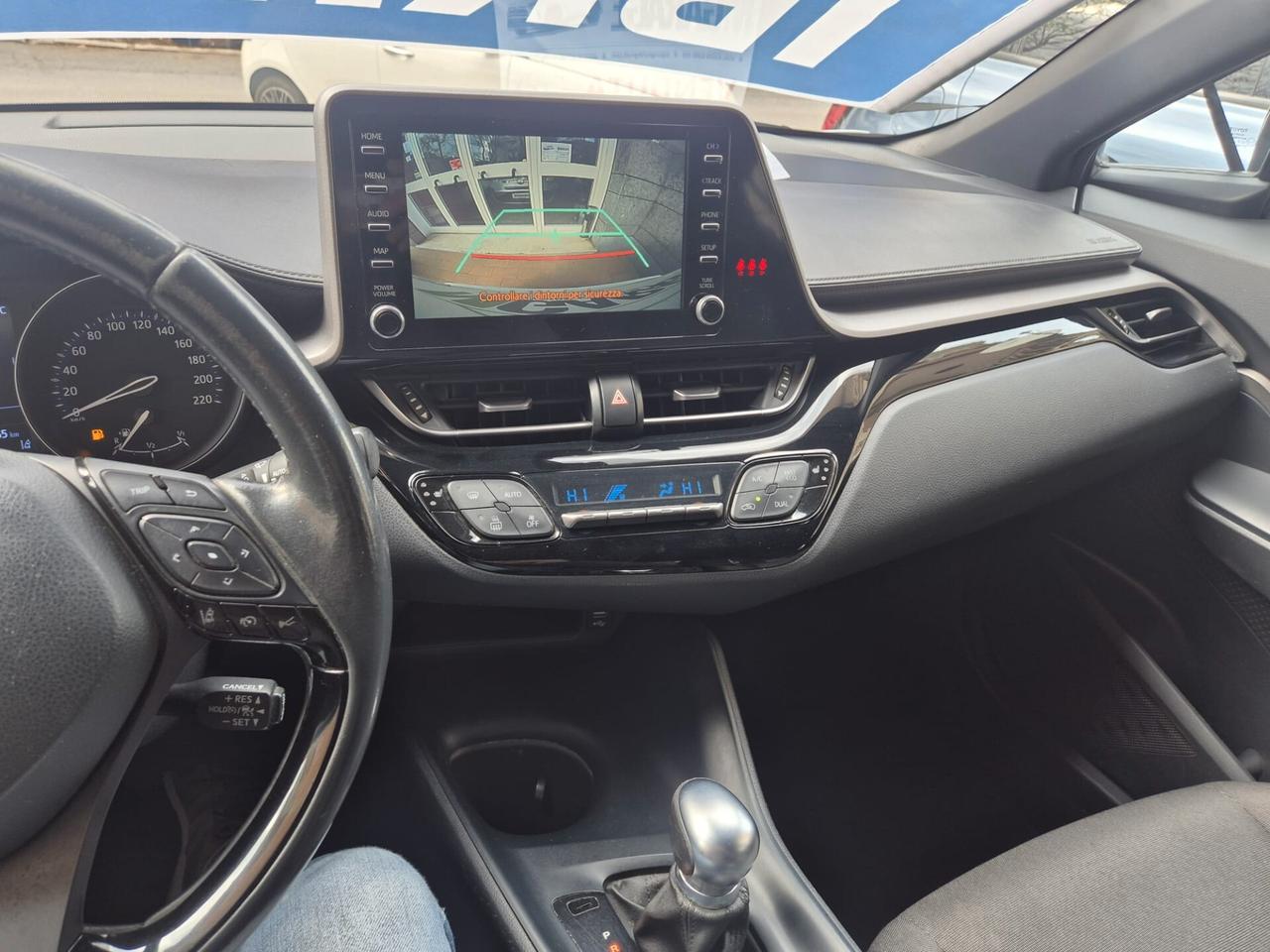 Toyota C-HR 1.8 Hybrid E-CVT Business