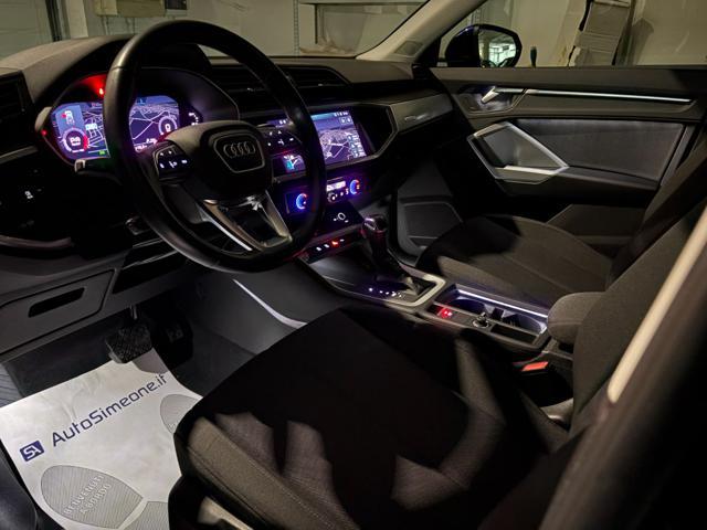 AUDI Q3 35 2.0 TDI S tronic Business COCKPIT