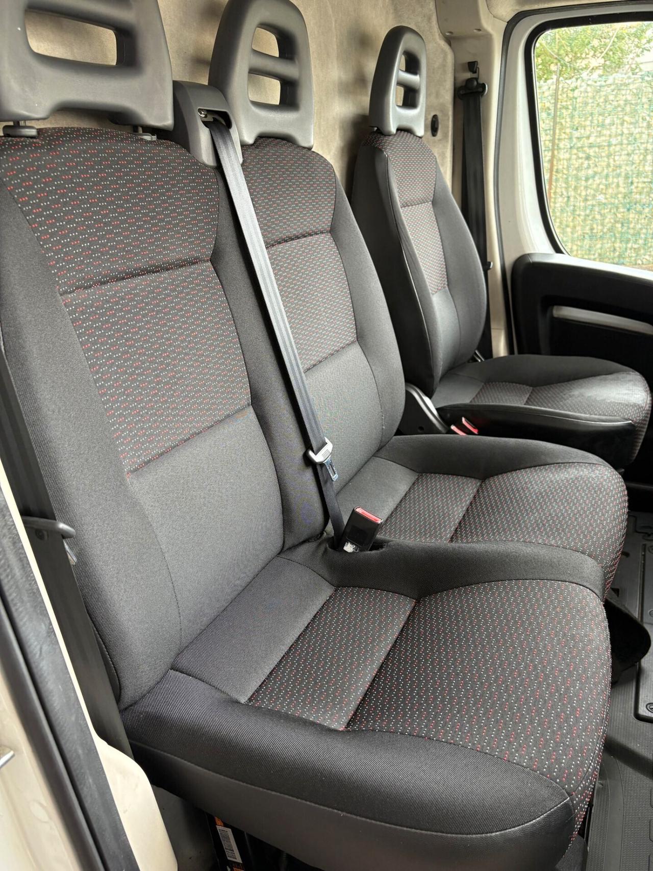 Peugeot Boxer 335 2.2BHDi 140 S&S PmTm E6D 10-2019