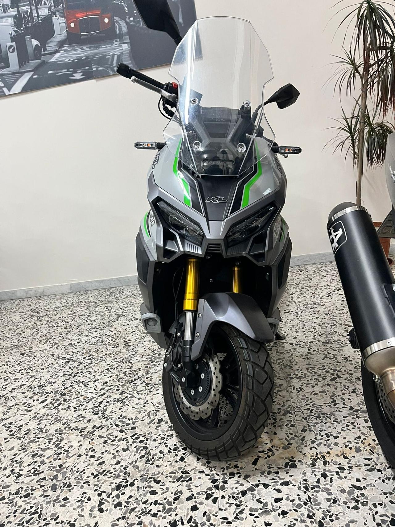 Kl Brera 300