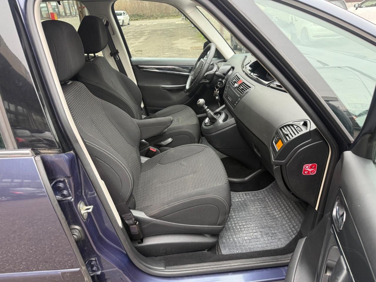 Citroen C4 Picasso 1.6 HDi Exclusive 7 Posti