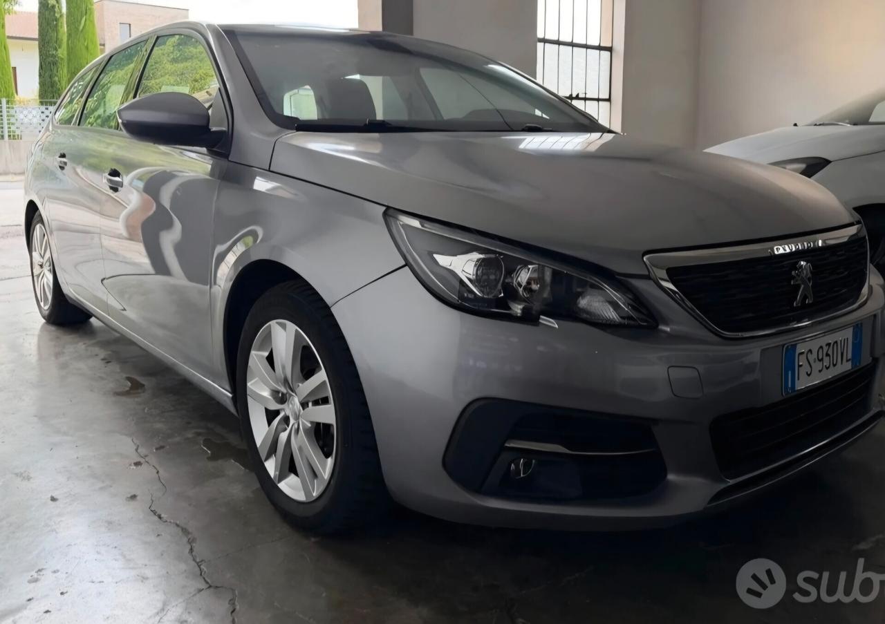 Peugeot 308 BlueHDi 130 S&S Allure