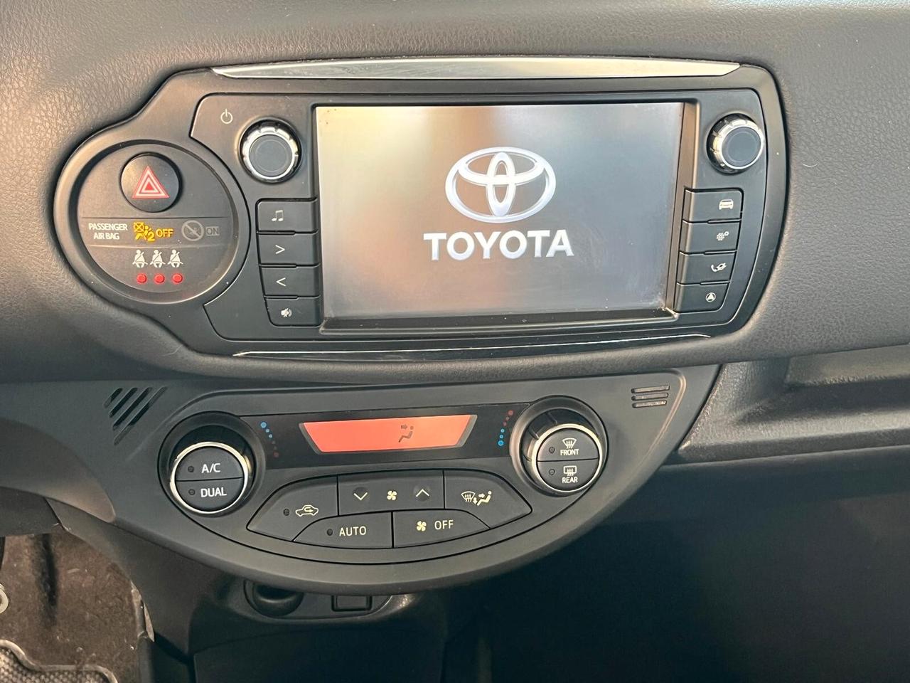 Toyota Yaris 1.4 D-4D 5 porte Lounge