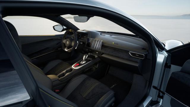 LOTUS Emira Turbo SE Racing Line MY26