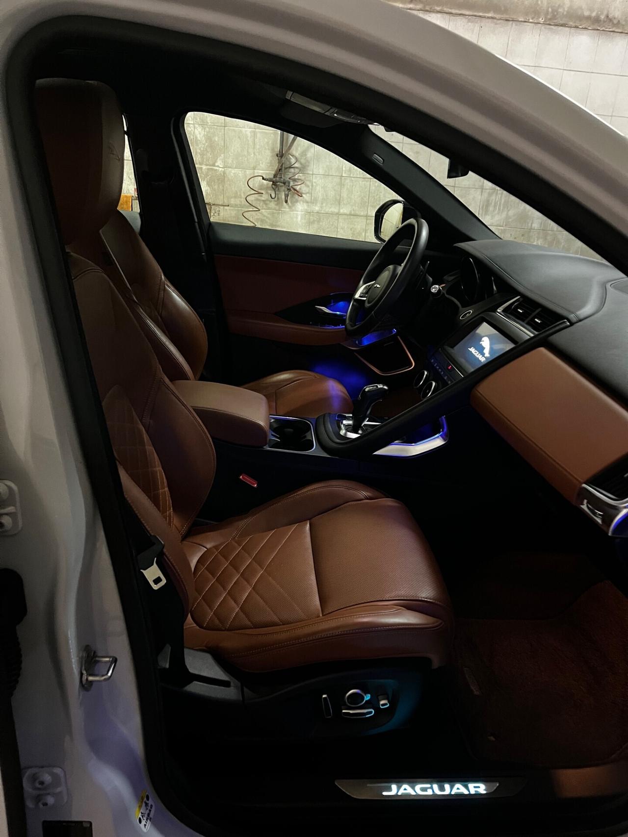 Jaguar E-Pace 2.0D 150 CV R-Dynamic S