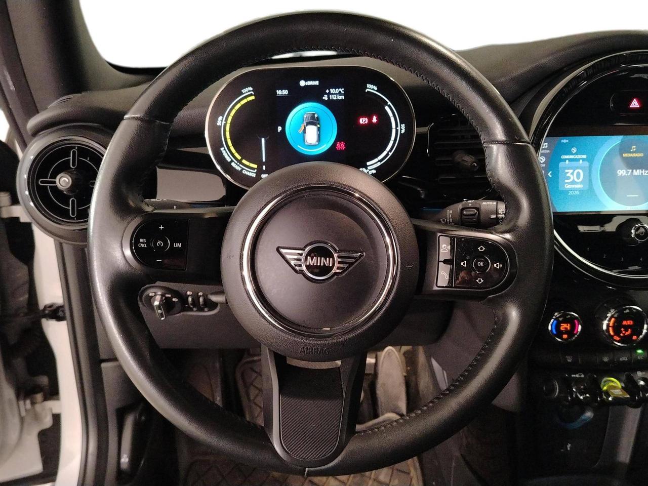 MINI Mini Cooper SE Classic