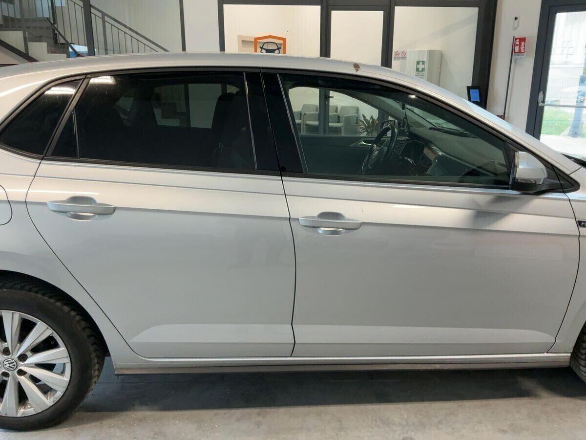 VOLSKSWAGEN POLO 1.6 TDI 95 CV 5p. RLINE