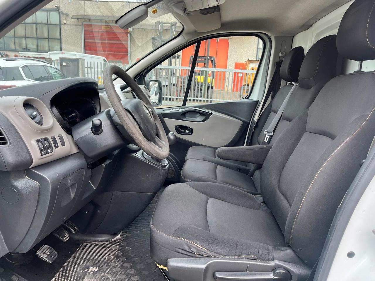 Renault Trafic T29 1.6 dCi 125CV **+IVA**