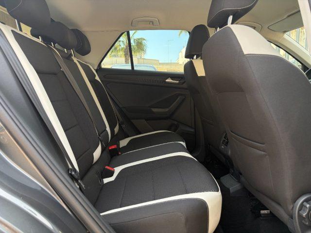VOLKSWAGEN T-Roc 1.6 TDI Advanced *Coockpit*LED*