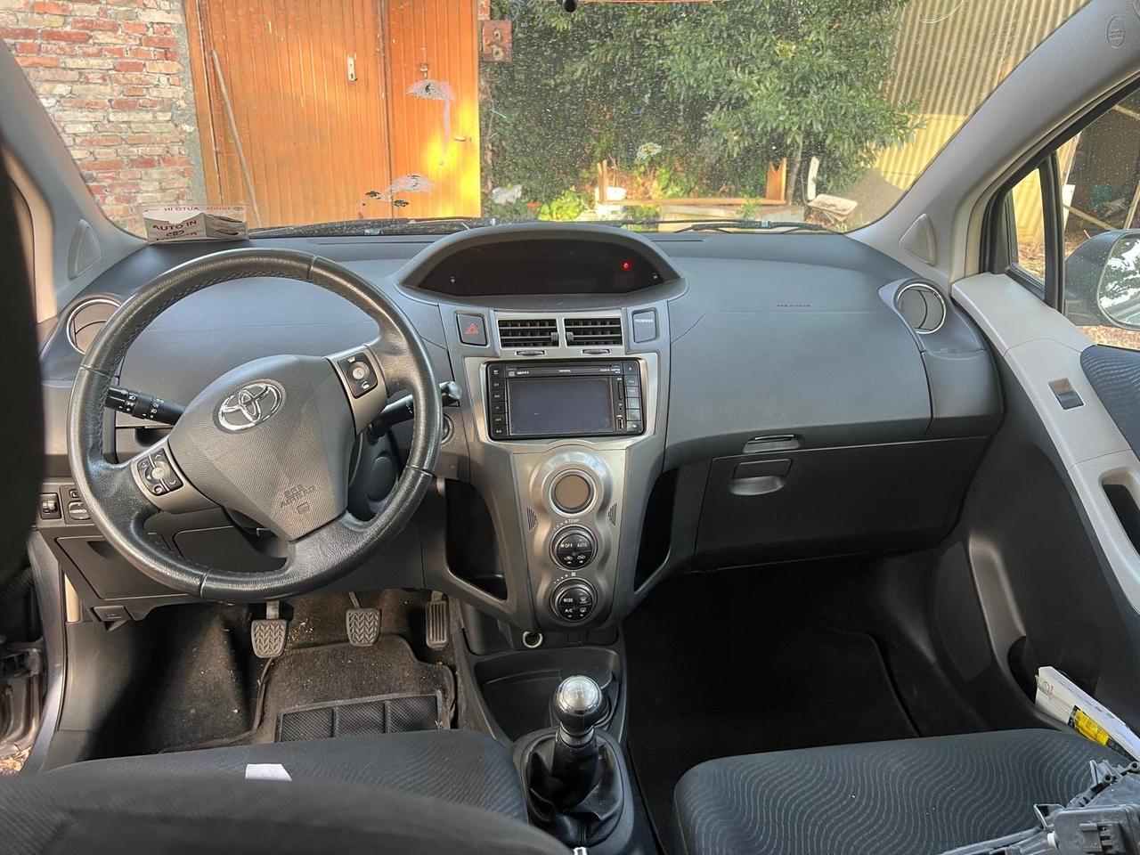 Toyota Yaris 1.3 5 porte Sol