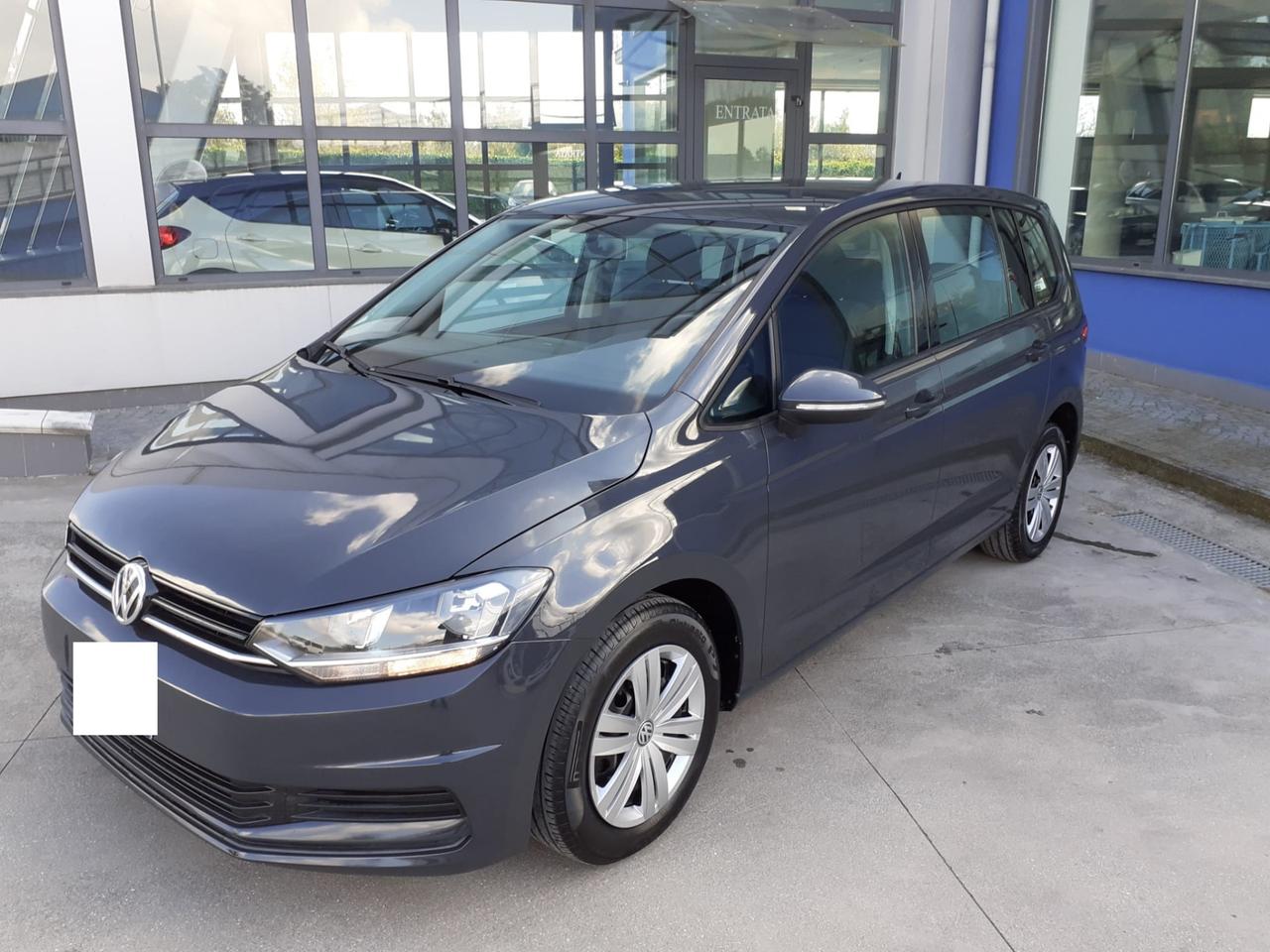 VW Touran 1.6 TDI 115 CV 7 POSTI anno 2017