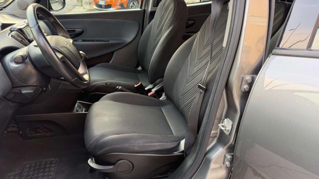 Lancia Ypsilon Ypsilon III 2021 1.0 firefly hybrid Silver s