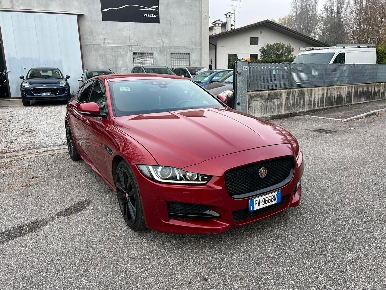 Jaguar XE 2.0 D Turbo aut.EURO 6B MOTORE DA RIVESIONARE