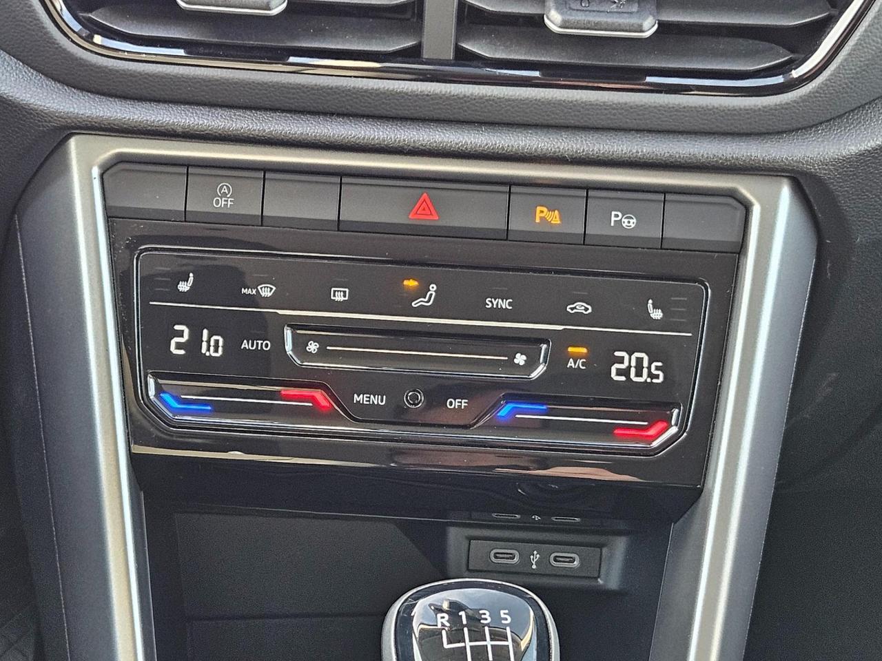 Volkswagen T-Roc 1.0 tsi Life 110cv