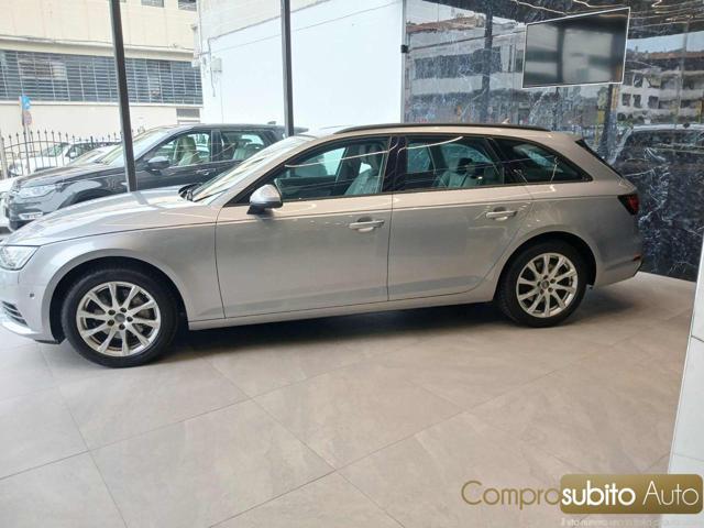 AUDI A4 Avant QUATTRO 40 TDI S tronic (Garanzia 12 Mesi)