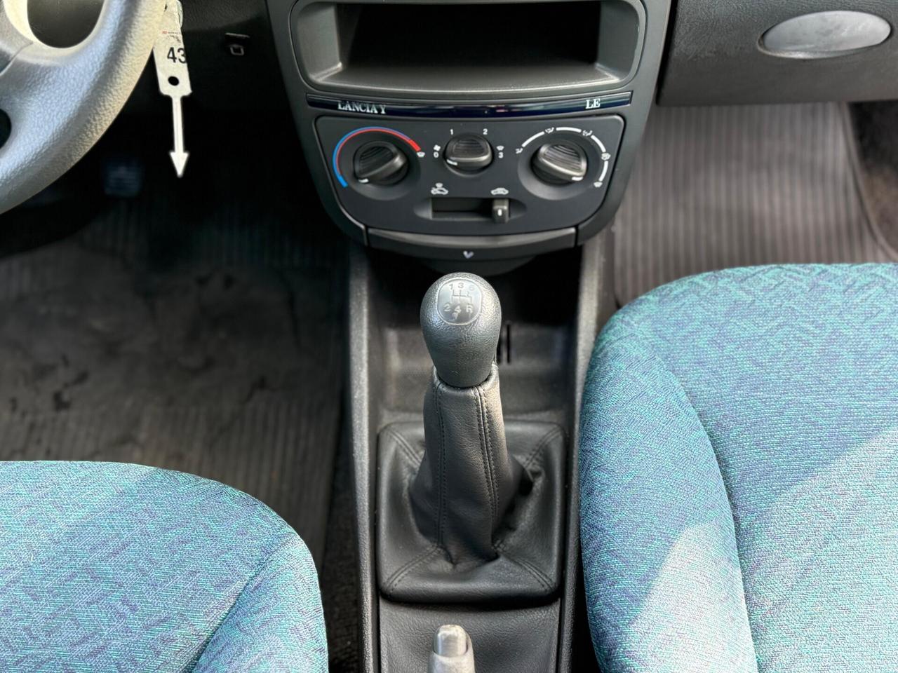 Lancia Y 1.2i 16V cat LS