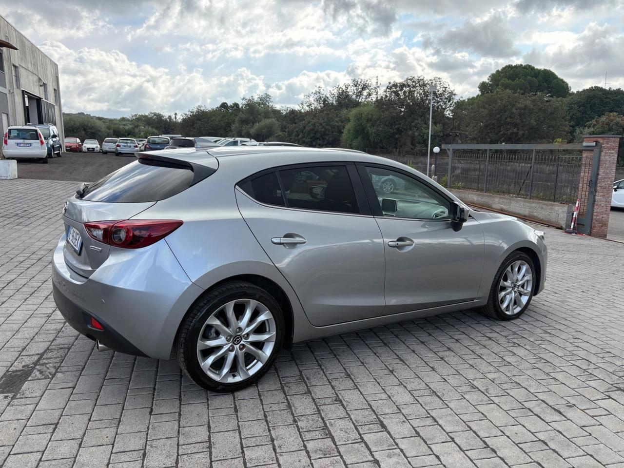 Mazda 3 2.2 Skyactiv-D Exceed