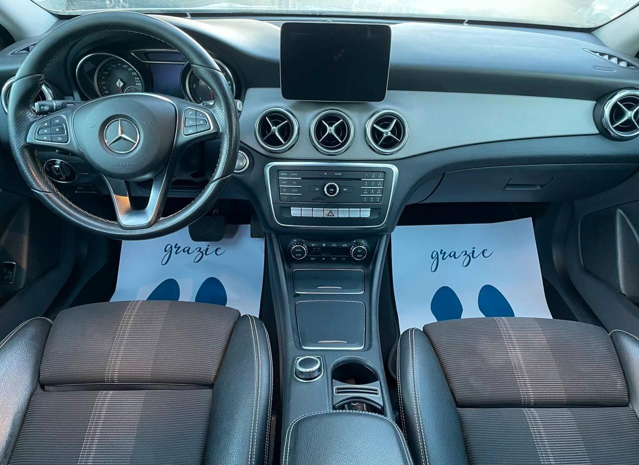 MERCEDES GLA 180 D SPORT - 2018
