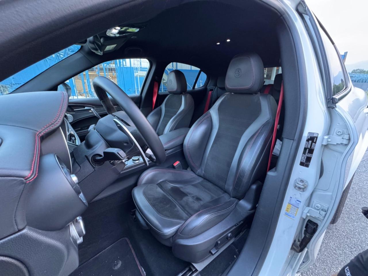 Alfa Romeo Stelvio 2.9 Bi-Turbo V6 510 CV AT8 Quadrifoglio