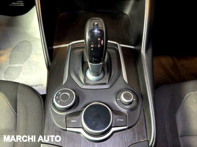 ALFA ROMEO Giulia 2.2 Turbodiesel 150 CV AT8 Business