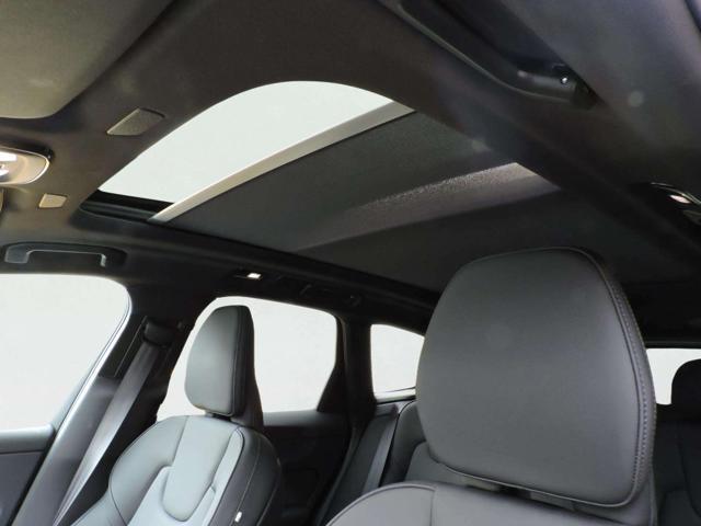 VOLVO XC60 T6 Plug-in hybrid AWD automatico Ultra Dark