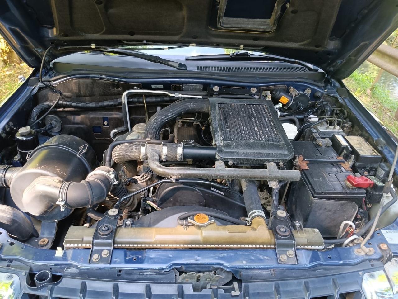 Mitsubishi Pajero Sport 2.5 TDI GLS