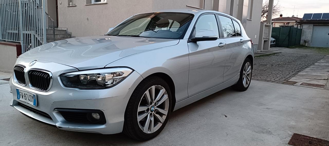 Bmw 116 116i 5p. Urban