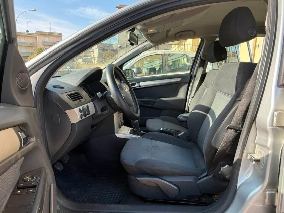 Opel Astra 1.7 CDTI 101CV 5 porte Enjoy