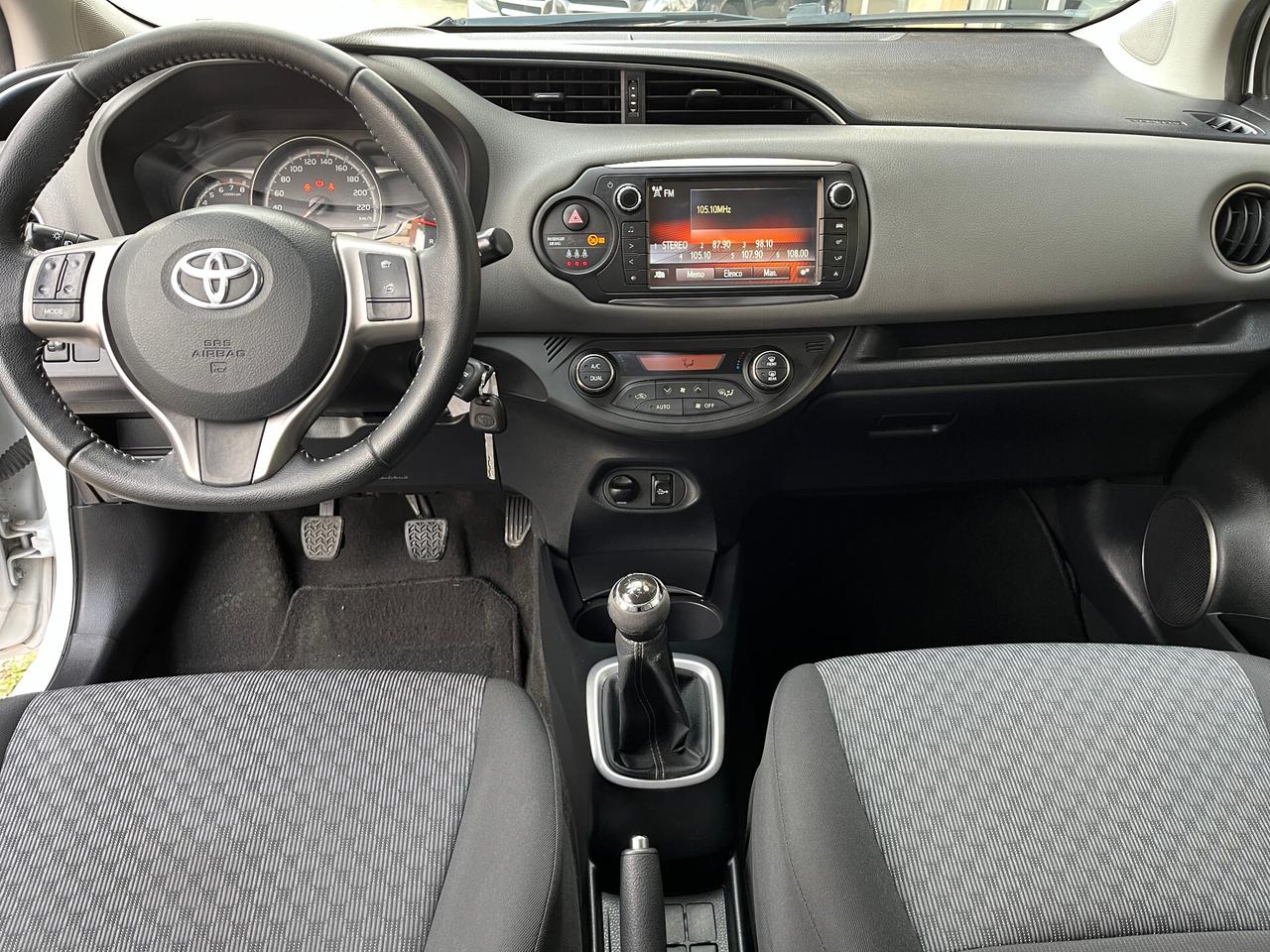 Toyota Yaris 1.0 5 porte