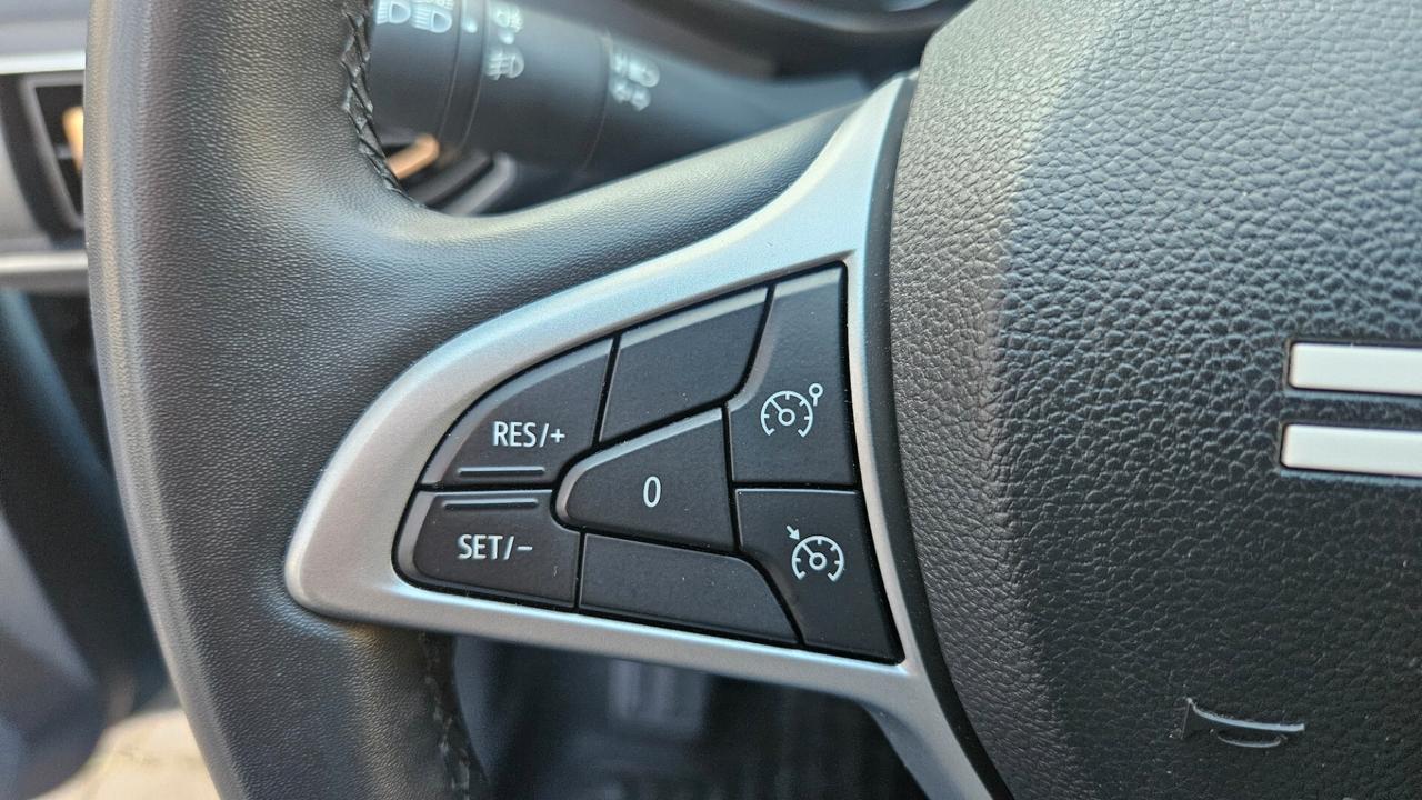 Dacia Jogger 1.0 tce Extreme 110cv 7 POSTI NAVY-CAMERA-