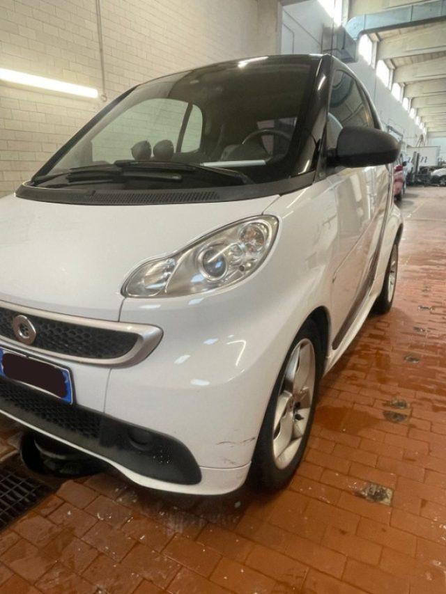 SMART ForTwo 1000 52 kW MHD coupé pulse