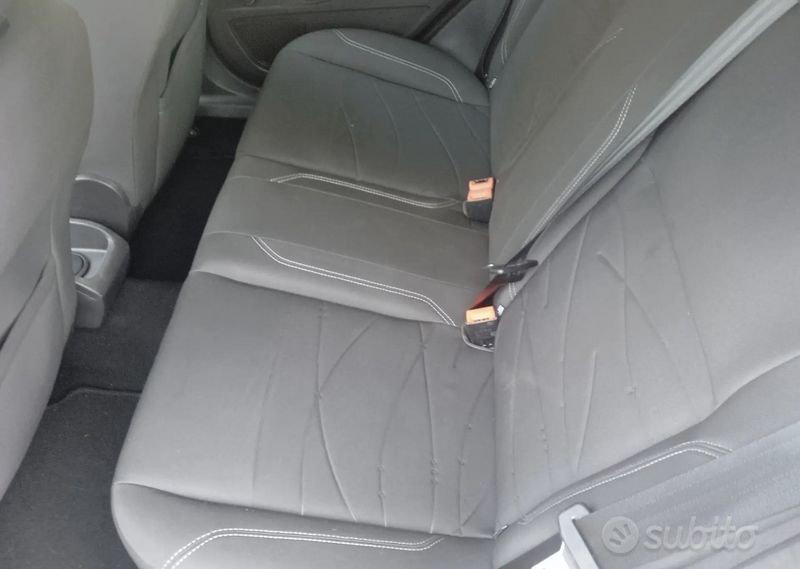 Ford Fiesta Fiesta 5p 1.4 16v + Gpl