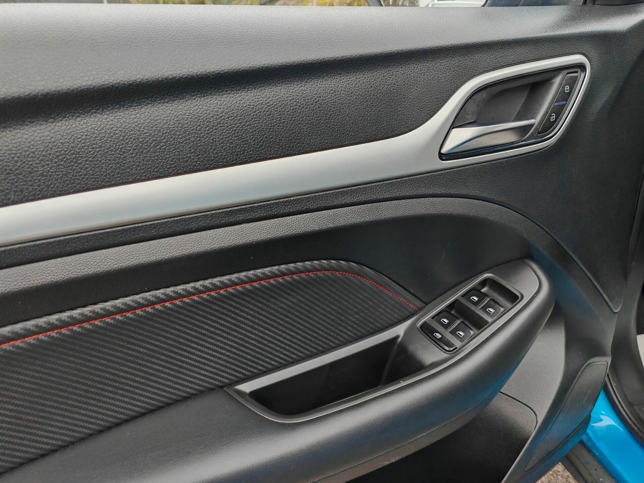 Mg ZS 1.0T-GDI tetto pelle navig cam Luxury