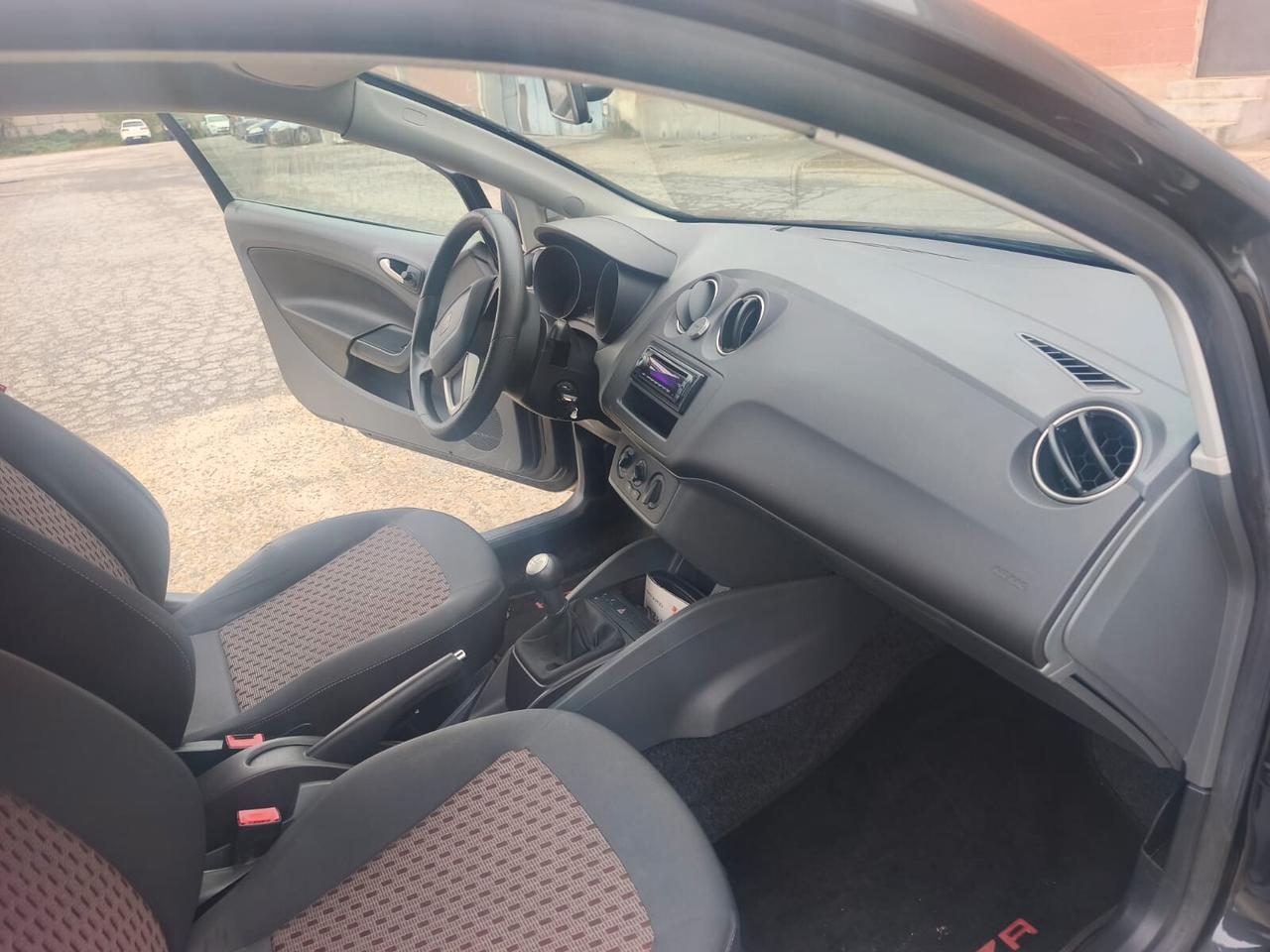 Seat Ibiza 2009---1.2 Benzina Neopatentati