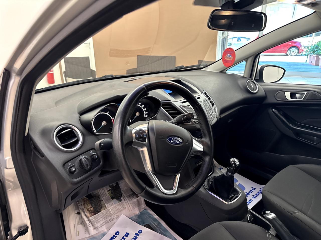 Ford Fiesta 1.5 TDCi 75CV 5 porte Titanium