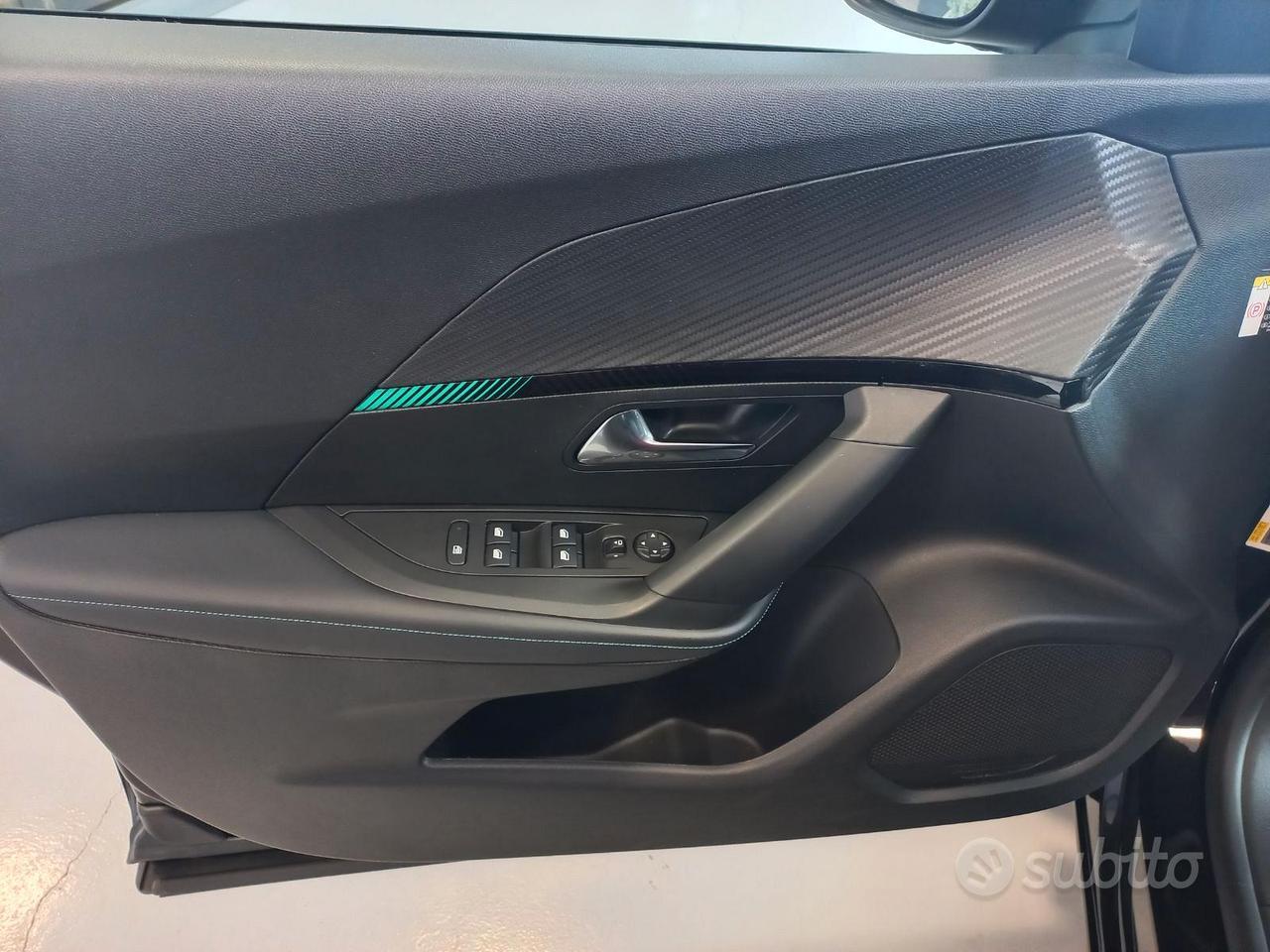 Peugeot 2008 Allure Pack S&S A/T iva deducibile