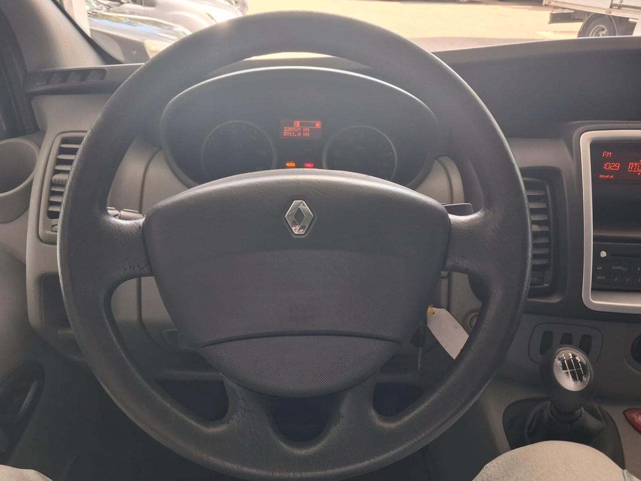 Renault Trafic T27 2.0 dCi/115 PC-TN Passenger Comfort DPF