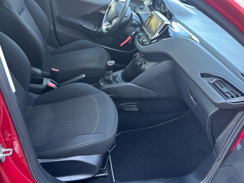 Peugeot 208 208 5p 1.2 puretech Active s&s 82cv neopatentati