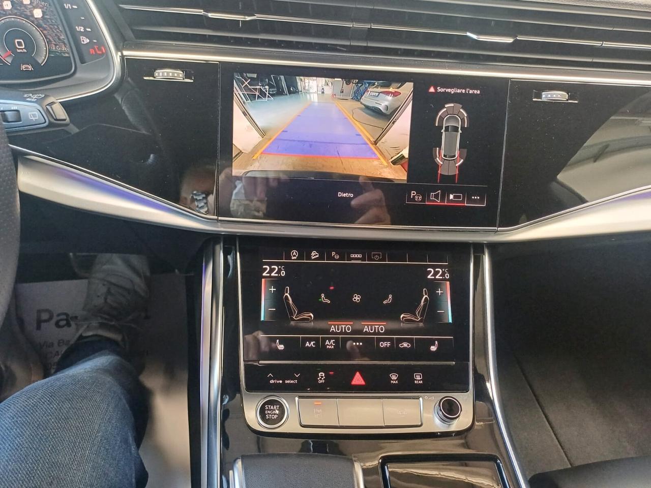 Audi Q8 45 TDI quattro tiptronic S-line