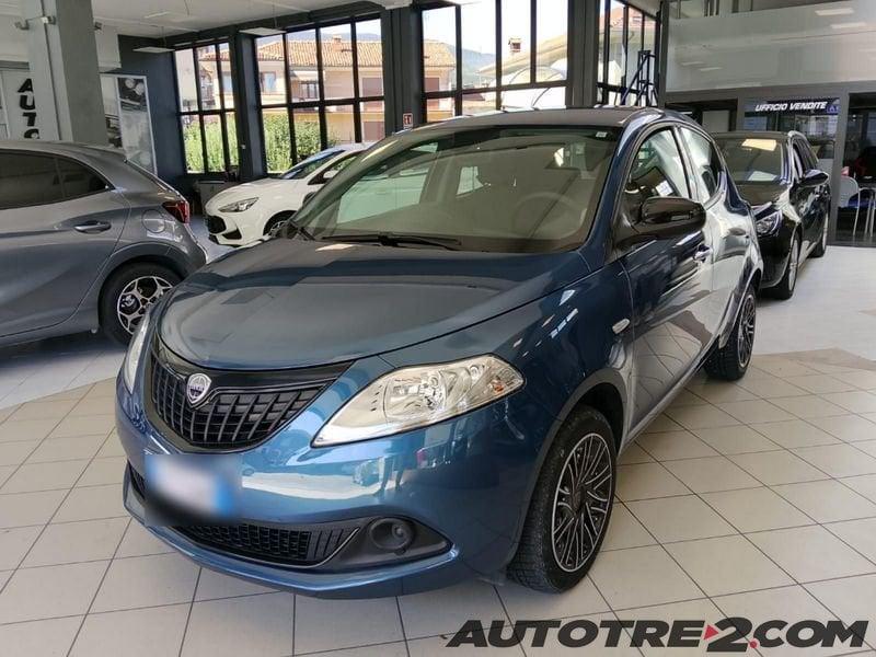 Lancia Ypsilon Ypsilon 1.0 firefly hybrid Gold Plus s&s 70cv