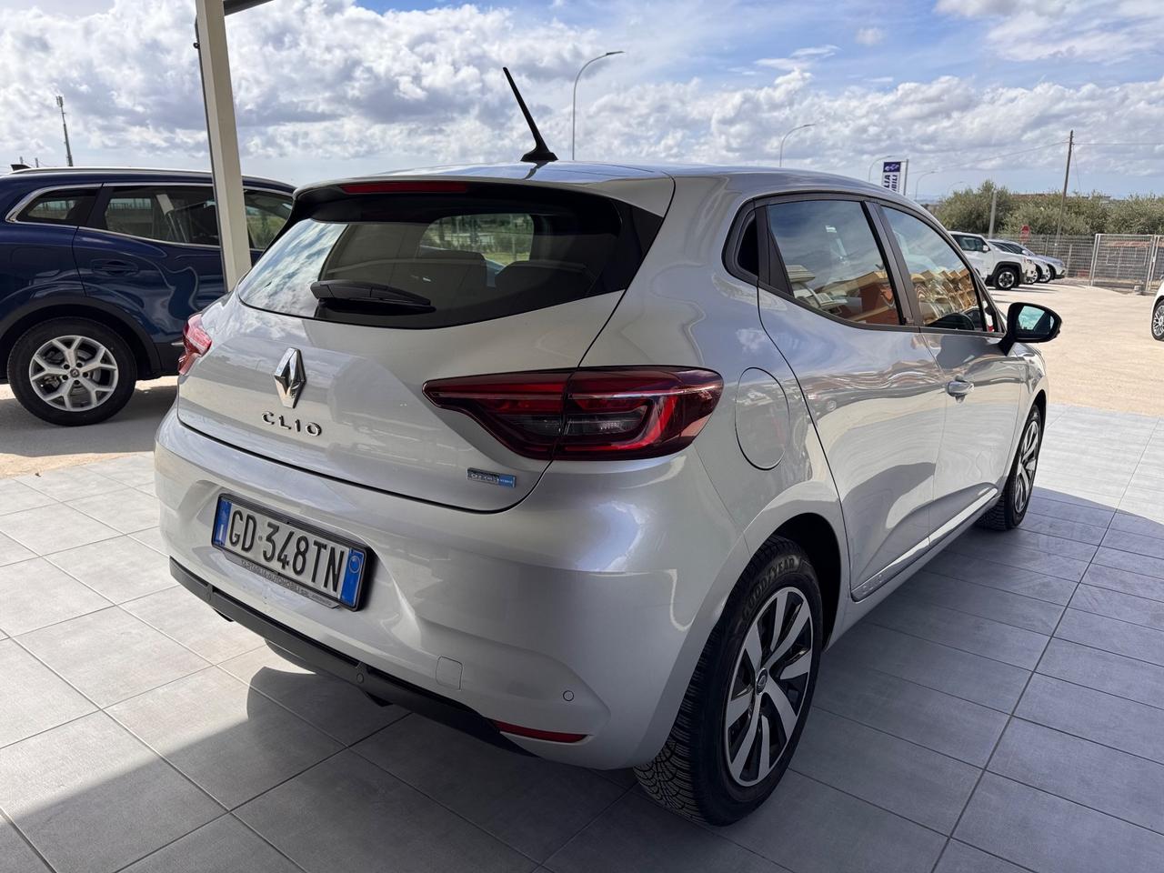 Renault Clio Full Hybrid E-Tech 140 CV AUTOMATICO
