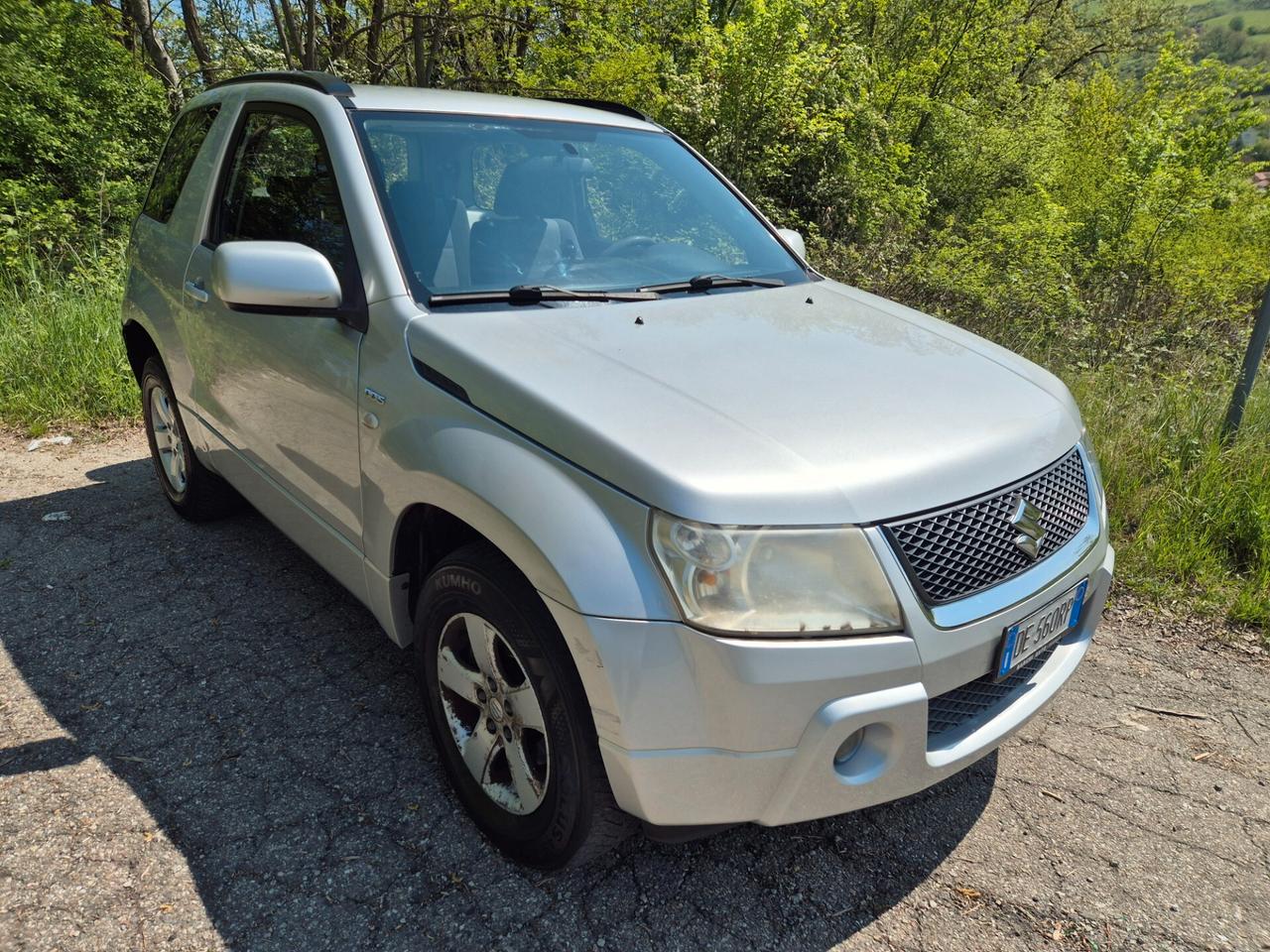 Suzuki Grand Vitara 1.9 DDiS 3 porte