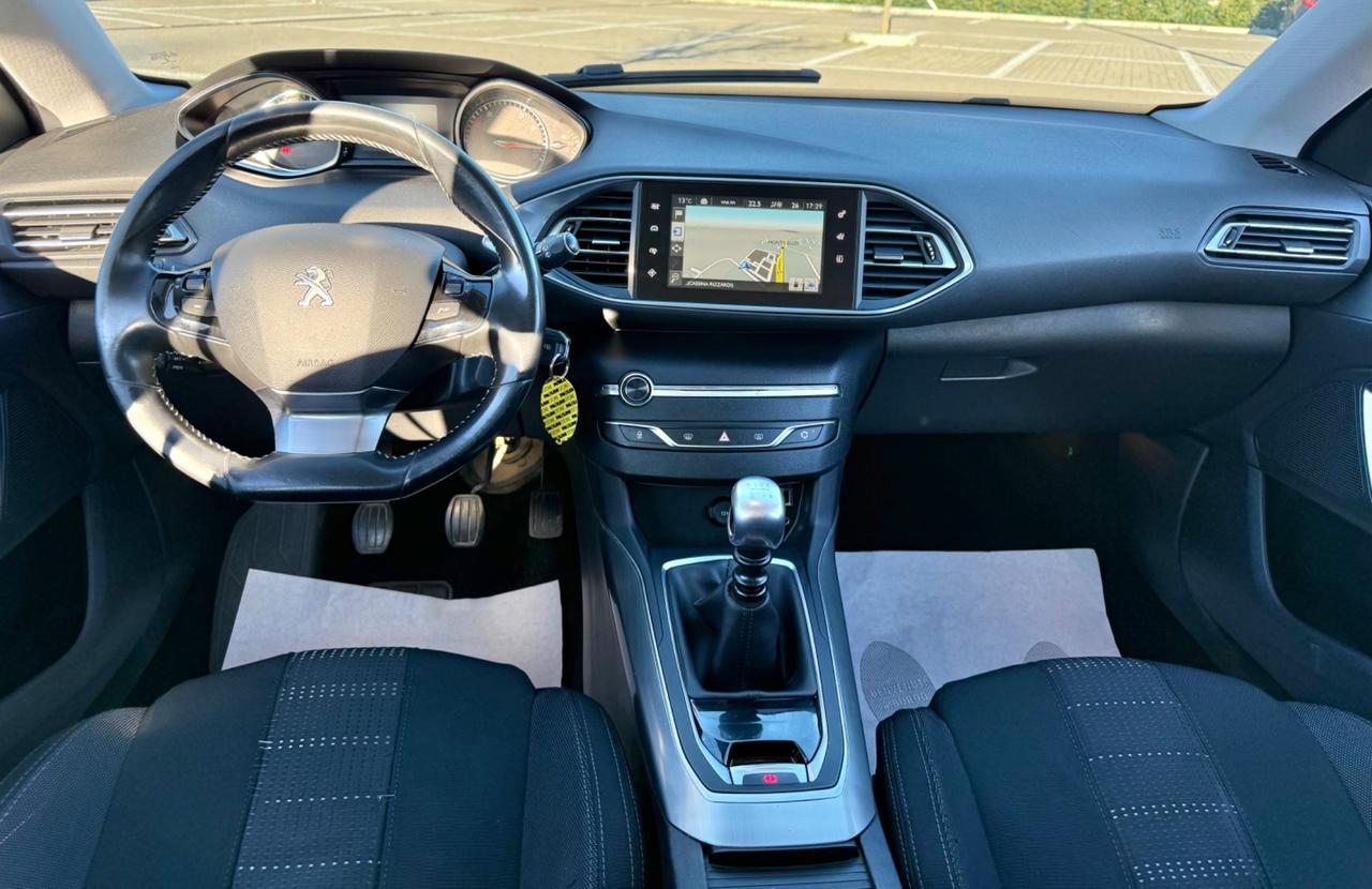 Peugeot 308 PureTech Turbo 130 S&S GT Line*Navi*Euro 6